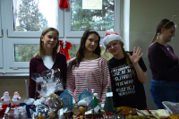 Kiermasz bożonarodzeniowy