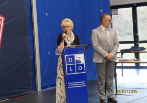 Rozdanie świadectw maturzystom