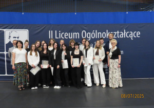 Rozdanie świadectw maturzystom