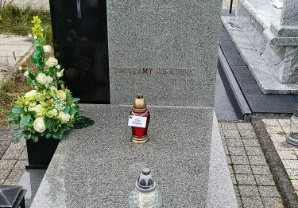 Porządkowanie grobów