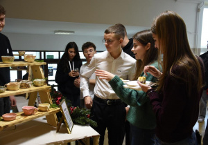 Kiermasz bożonarodzeniowy