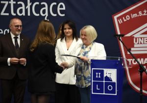 Uroczystość zakończenia roku szkolnego dla klas czwartych