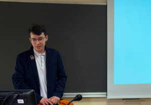 Zdolny Uczeń – Świetny Student